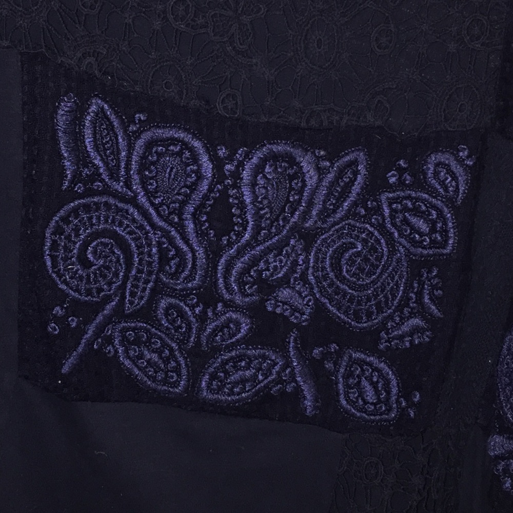 Anthropologie Navy Lace Top NWOT - Picture 4 of 5